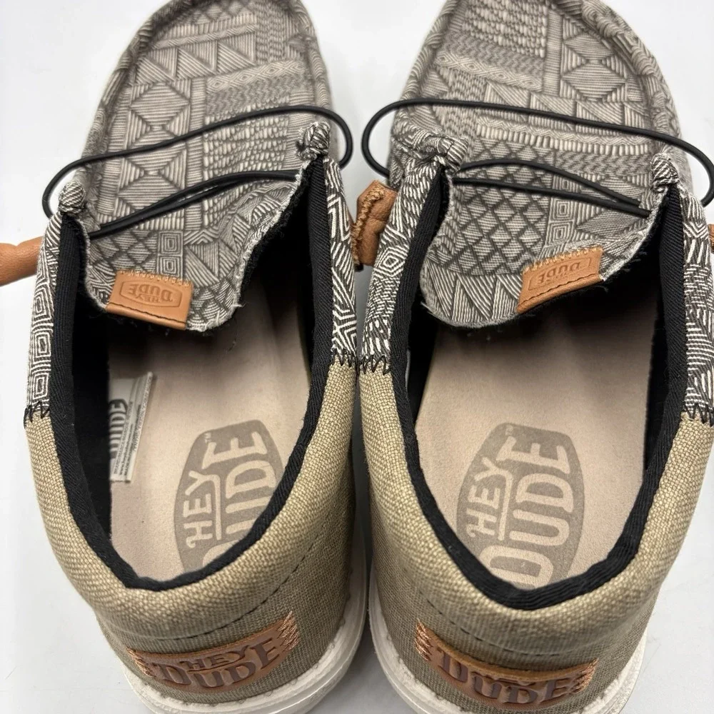 Hey Dude size 12